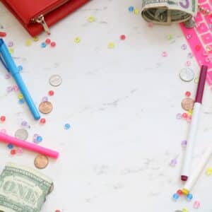 Photo "Earning Extra Money to Support Your Education Expenses"