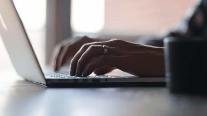 Photo Online surveys